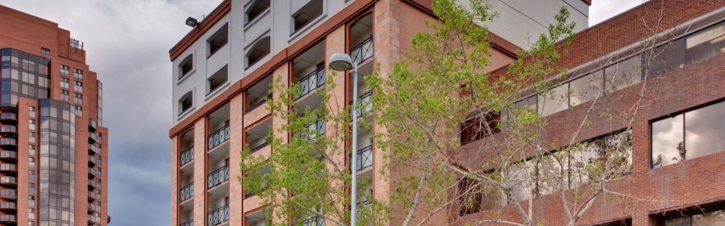 Holiday Inn Express And Suites Calgary By Ihg Exterior foto