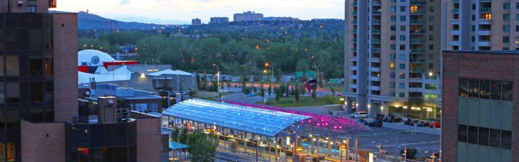 Holiday Inn Express And Suites Calgary By Ihg Exterior foto